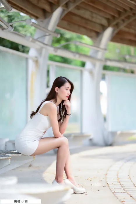 [Mzsock] NO.096 Xiaoyu off-shoulder dress, high heels, beautiful legs, outdoor shot street photography#[100P]-95