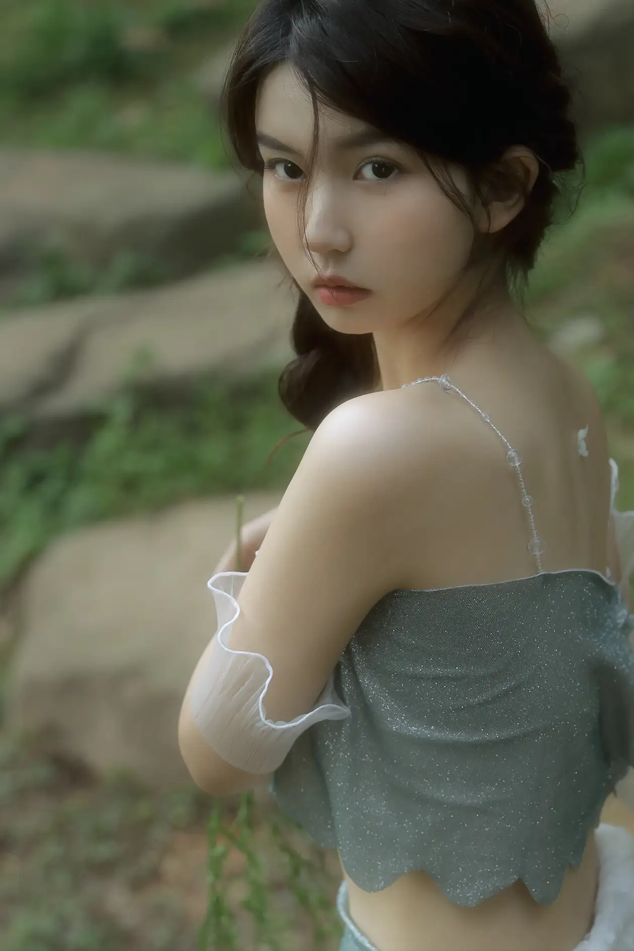 [YITUYU] 2022.06.07 Vol.1106 – Back to the forest uneven#[25P]-5